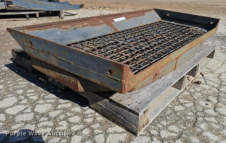 image for item EJ5462 Caterpillar  D5  screen