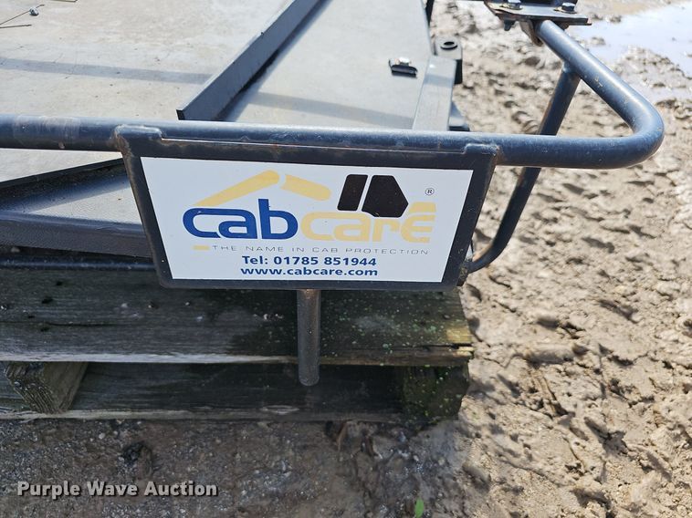 image for item EJ5463 Komatsu  PC210  theft covers