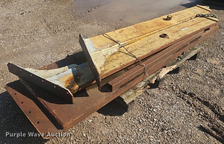 image for item EJ5469 Caterpillar  tail gate