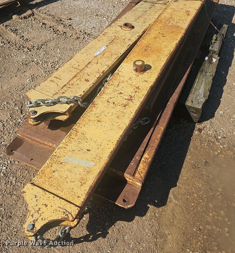 image for item EJ5469 Caterpillar  tail gate