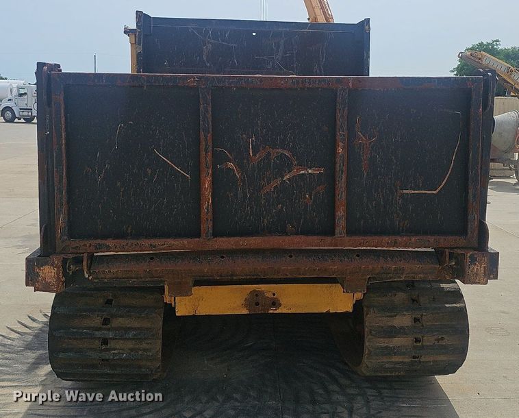 image for item EJ5528 Morooka MST700 track carrier