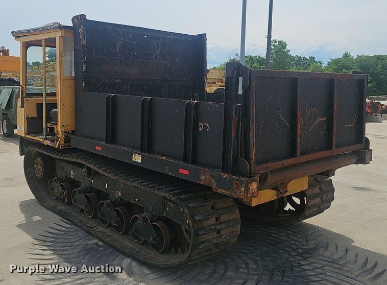 image for item EJ5528 Morooka MST700 track carrier