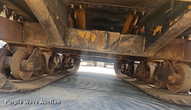 image for item EJ5528 Morooka MST700 track carrier