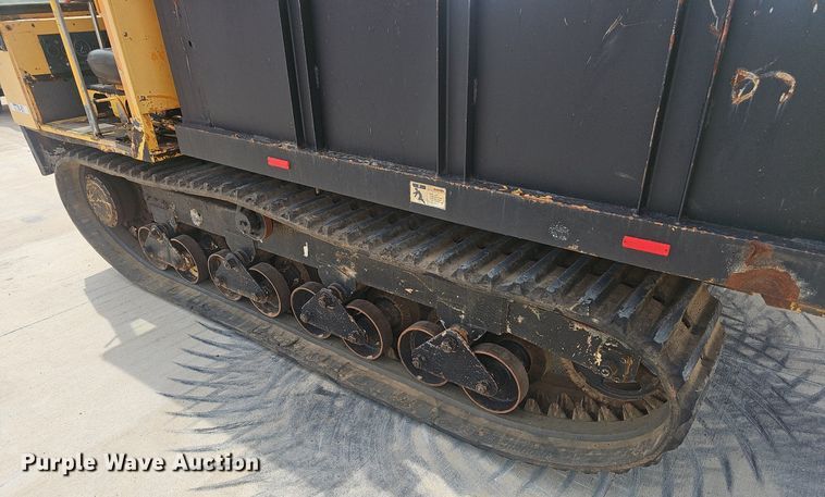 image for item EJ5528 Morooka MST700 track carrier