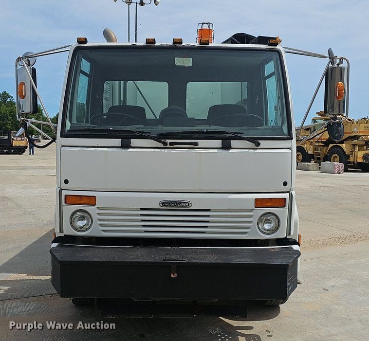 image for item EJ5529 2006 Frieghtliner  FC80 street sweeper truck