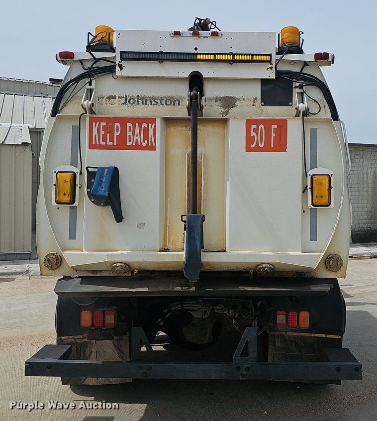 image for item EJ5529 2006 Frieghtliner  FC80 street sweeper truck