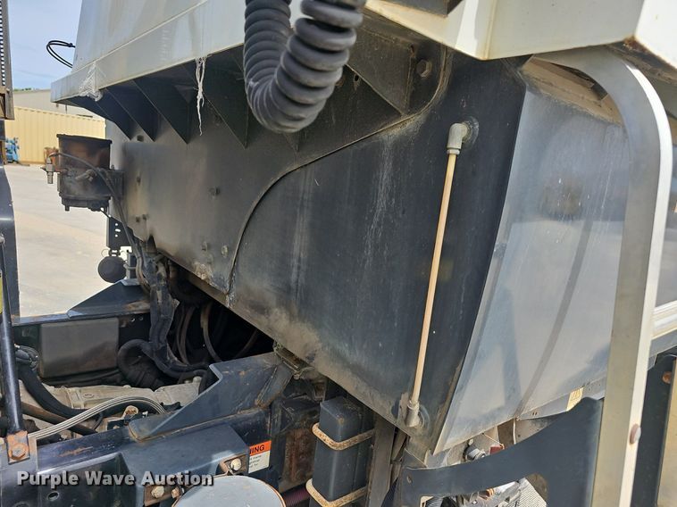 image for item EJ5529 2006 Frieghtliner  FC80 street sweeper truck