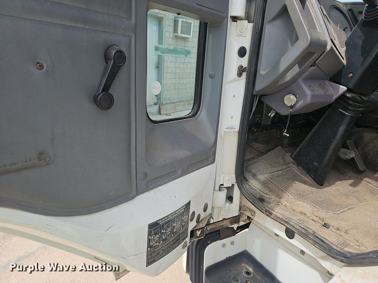 image for item EJ5529 2006 Frieghtliner  FC80 street sweeper truck