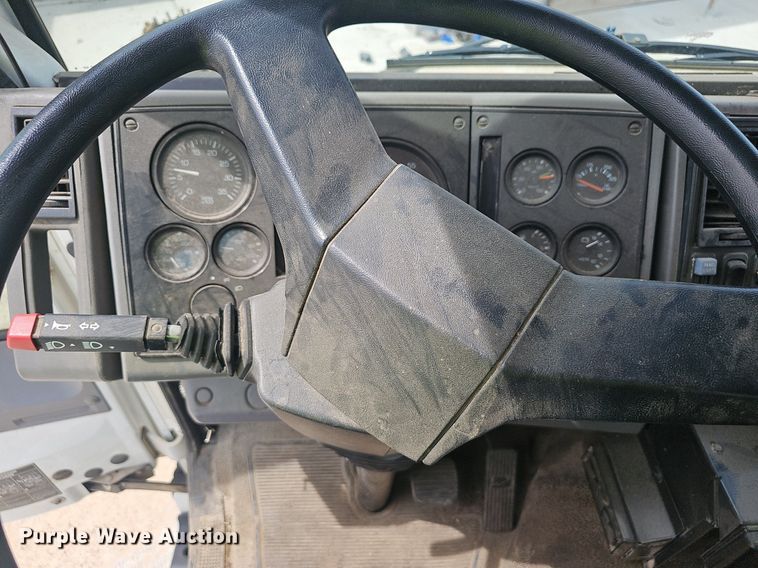 image for item EJ5529 2006 Frieghtliner  FC80 street sweeper truck