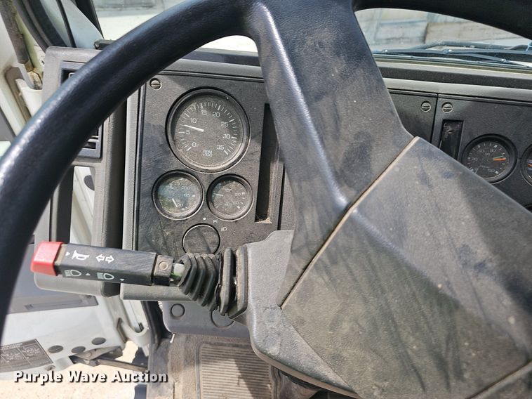 image for item EJ5529 2006 Frieghtliner  FC80 street sweeper truck