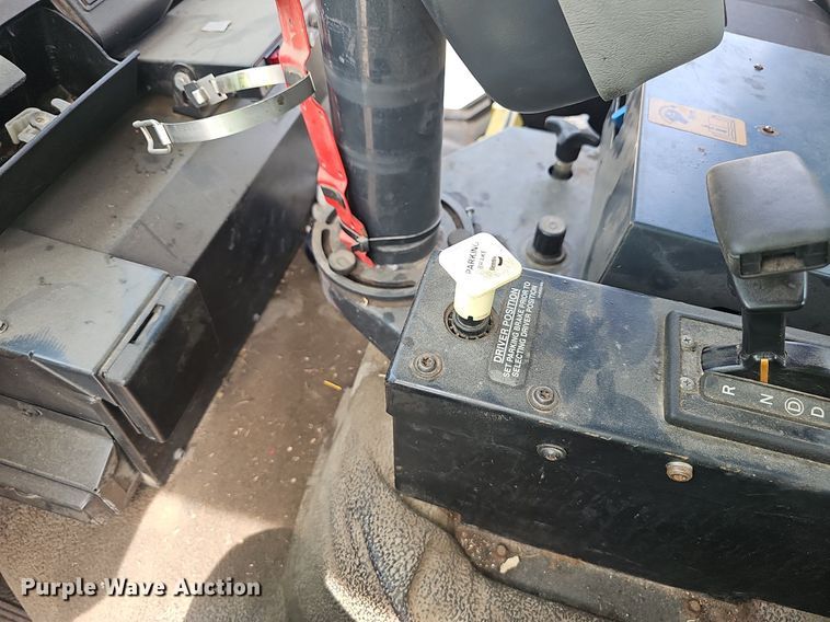 image for item EJ5529 2006 Frieghtliner  FC80 street sweeper truck