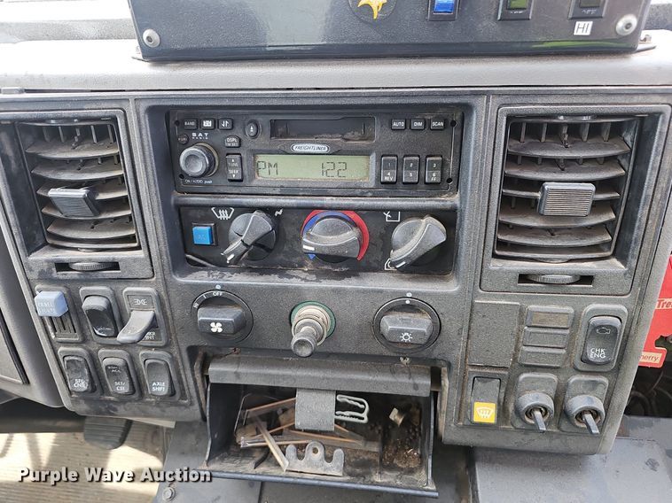 image for item EJ5529 2006 Frieghtliner  FC80 street sweeper truck