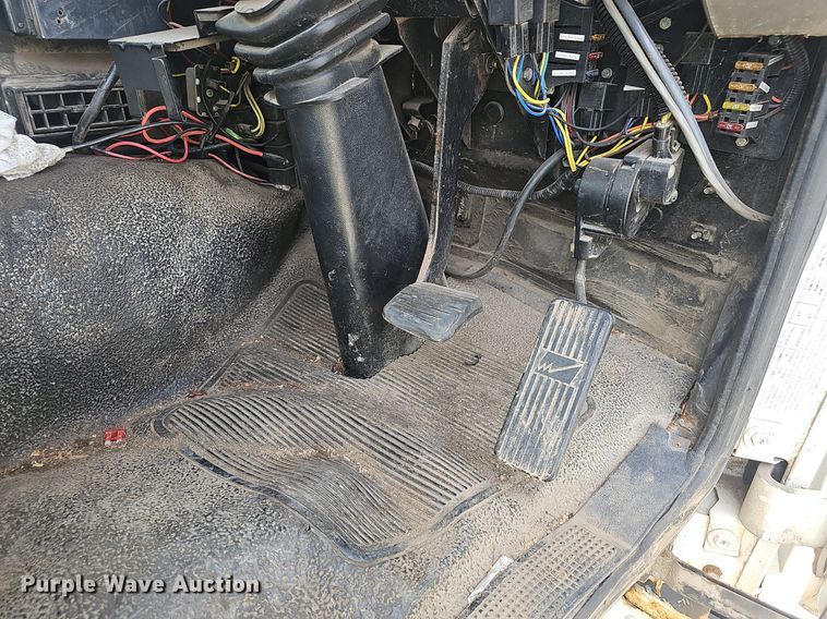 image for item EJ5529 2006 Frieghtliner  FC80 street sweeper truck