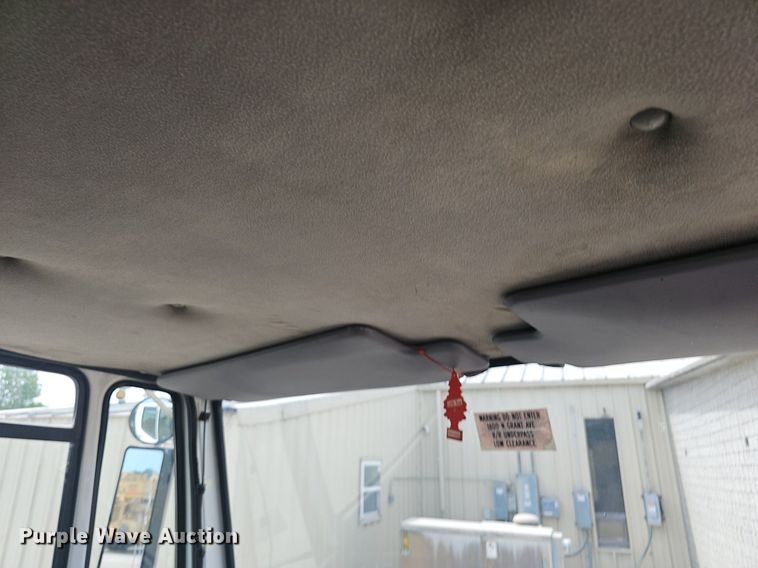 image for item EJ5529 2006 Frieghtliner  FC80 street sweeper truck