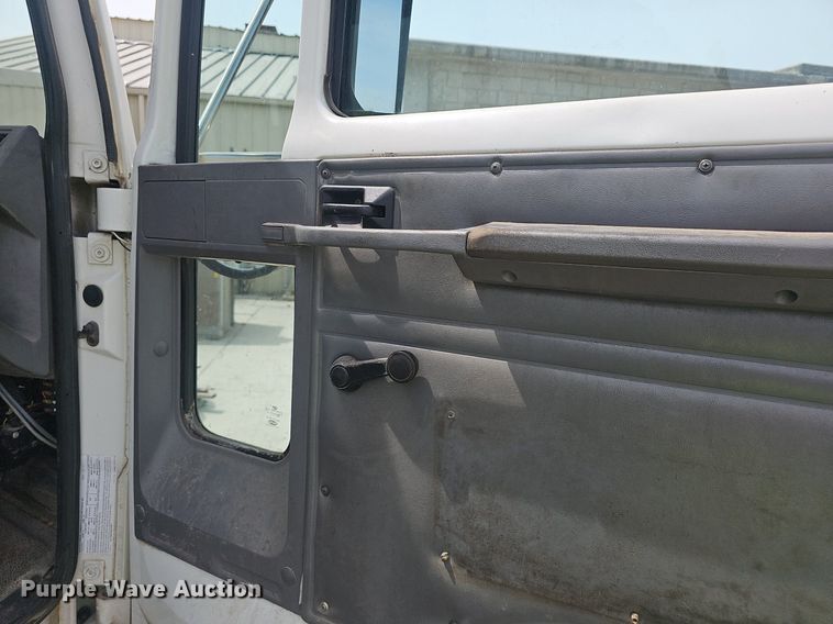 image for item EJ5529 2006 Frieghtliner  FC80 street sweeper truck