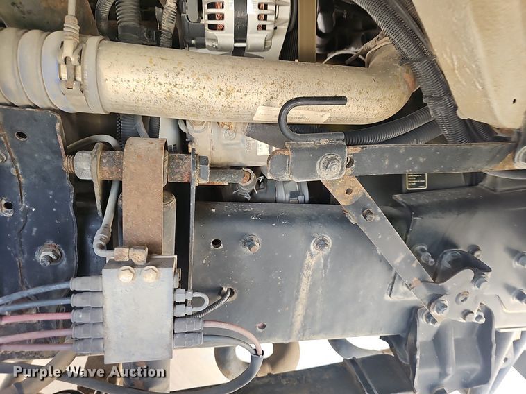 image for item EJ5529 2006 Frieghtliner  FC80 street sweeper truck