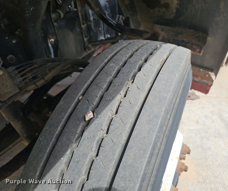 image for item EJ5529 2006 Frieghtliner  FC80 street sweeper truck