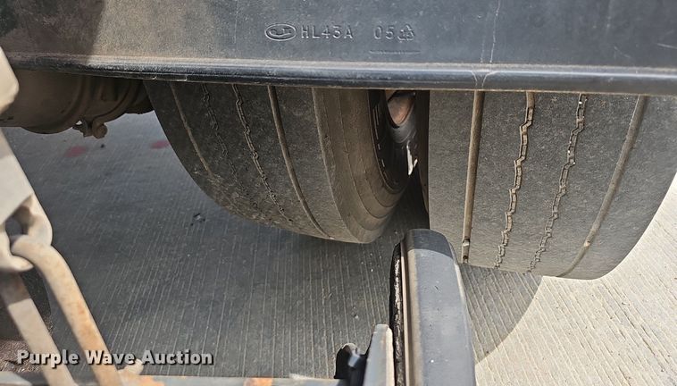 image for item EJ5529 2006 Frieghtliner  FC80 street sweeper truck