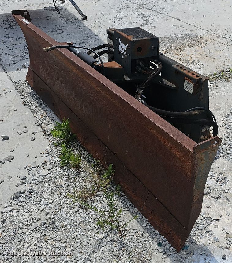 image for item EJ5530 Bobcat  90