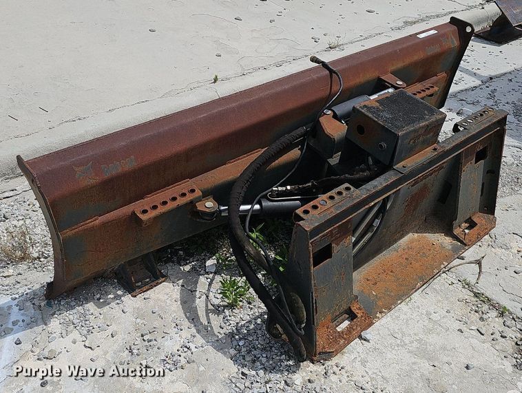 image for item EJ5530 Bobcat  90