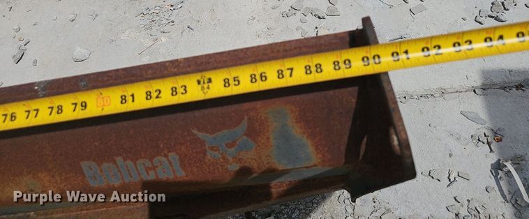 image for item EJ5530 Bobcat  90