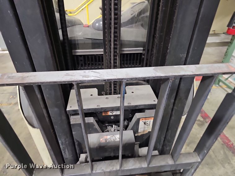 image for item EJ5550 Crown 5200 Series  order picker