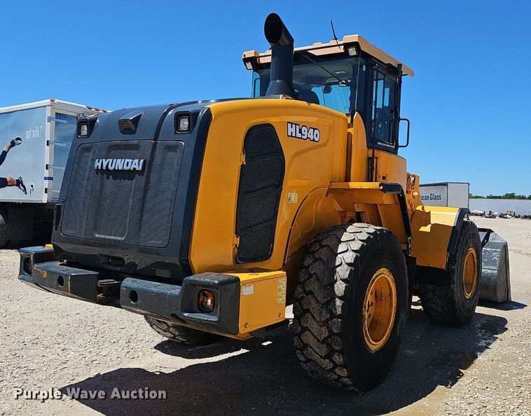 image for item EJ5612 Hyundai  HL940 wheel loader