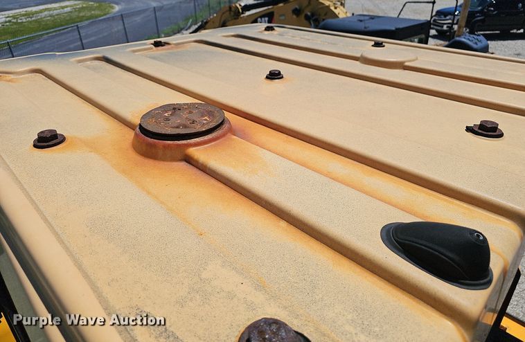 image for item EJ5612 Hyundai  HL940 wheel loader