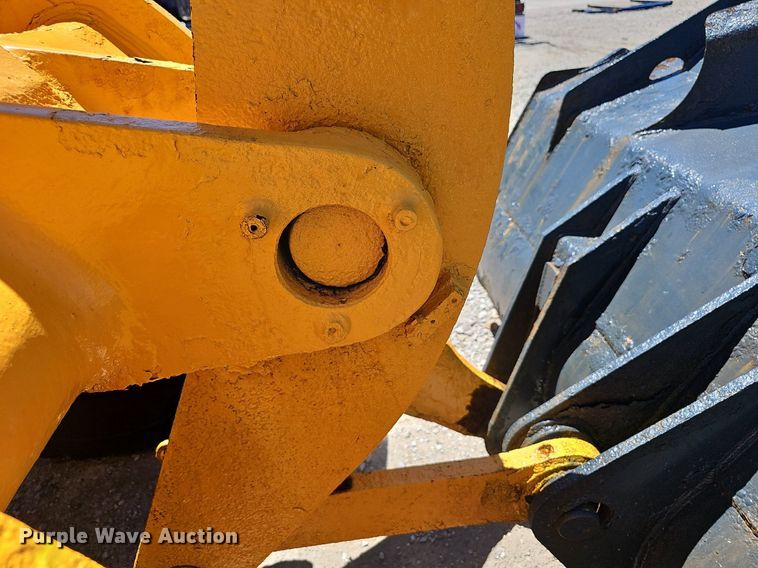 image for item EJ5612 Hyundai  HL940 wheel loader