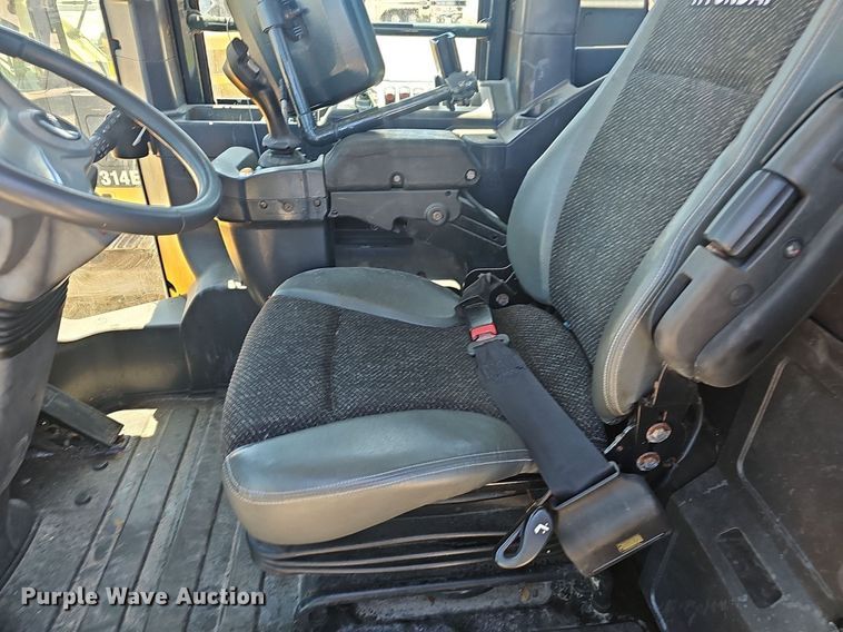 image for item EJ5612 Hyundai  HL940 wheel loader