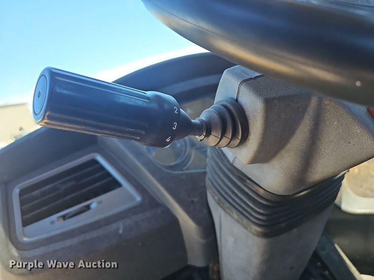 image for item EJ5612 Hyundai  HL940 wheel loader