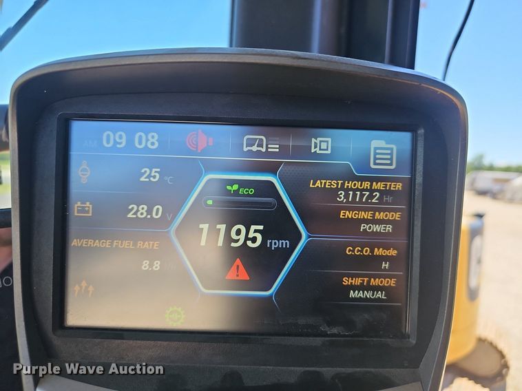 image for item EJ5612 Hyundai  HL940 wheel loader