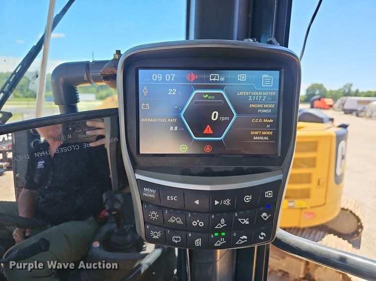 image for item EJ5612 Hyundai  HL940 wheel loader