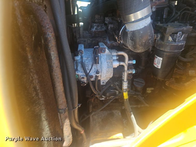 image for item EJ5612 Hyundai  HL940 wheel loader