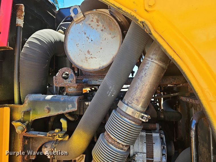 image for item EJ5612 Hyundai  HL940 wheel loader