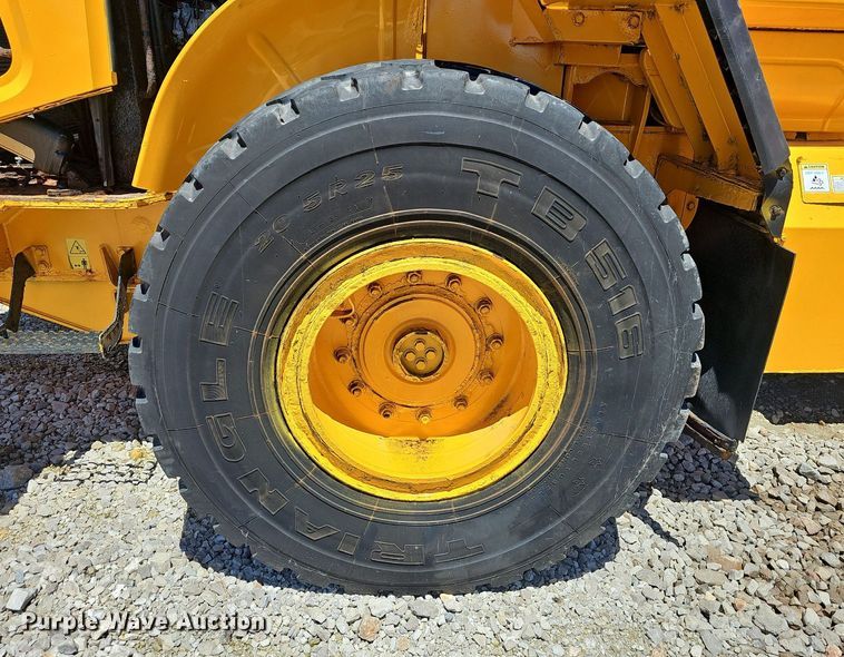 image for item EJ5612 Hyundai  HL940 wheel loader