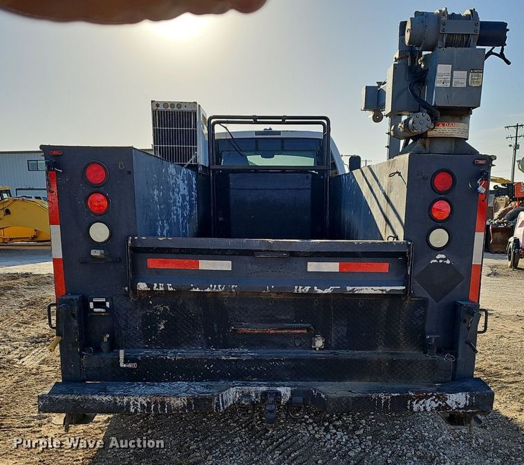 image for item EJ6214 2009 Ford F750 Super Duty XL utility / service truck