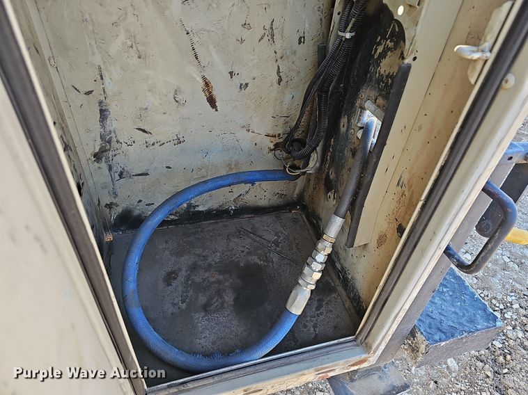 image for item EJ6214 2009 Ford F750 Super Duty XL utility / service truck