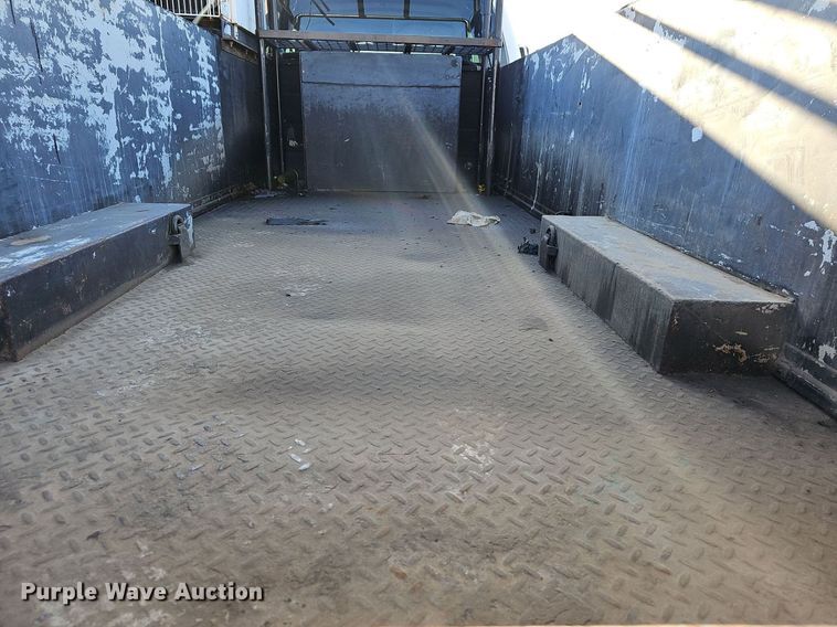 image for item EJ6214 2009 Ford F750 Super Duty XL utility / service truck