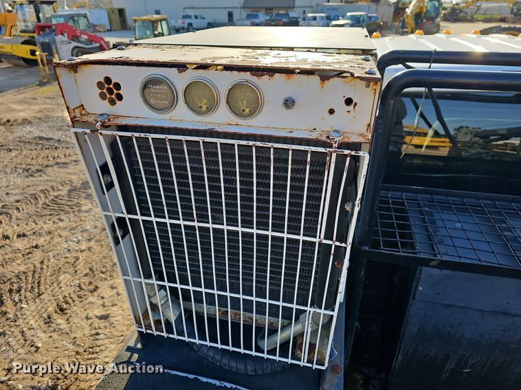 image for item EJ6214 2009 Ford F750 Super Duty XL utility / service truck