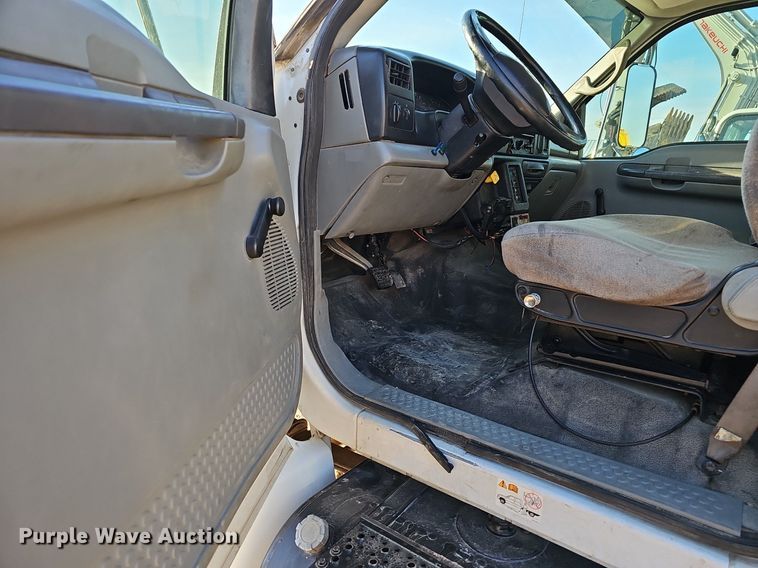 image for item EJ6214 2009 Ford F750 Super Duty XL utility / service truck