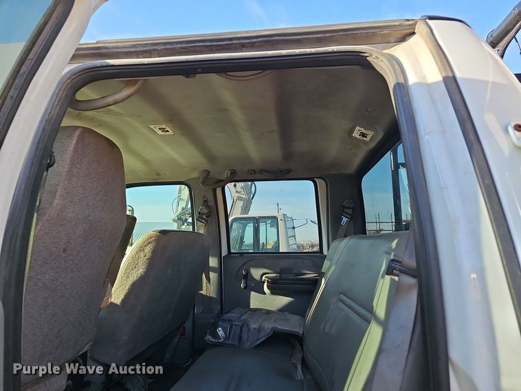 image for item EJ6214 2009 Ford F750 Super Duty XL utility / service truck