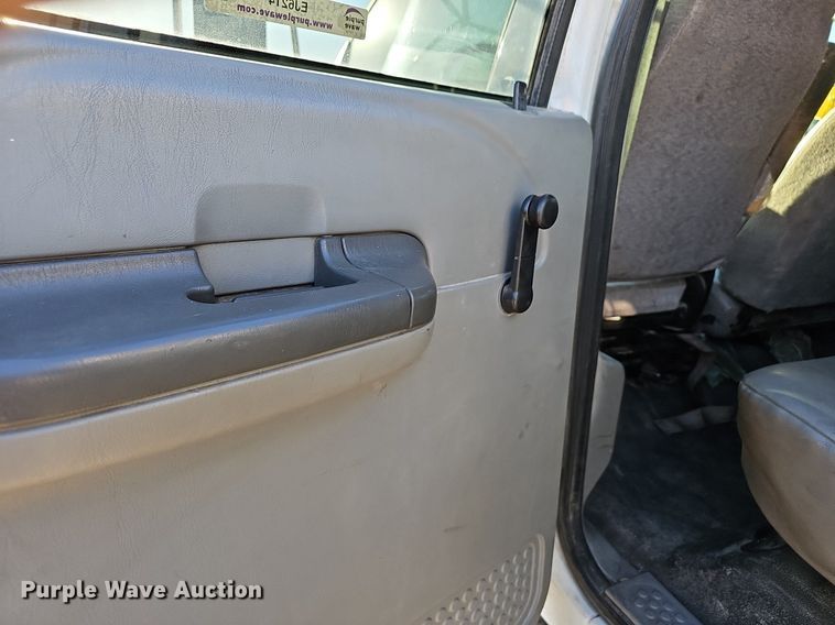 image for item EJ6214 2009 Ford F750 Super Duty XL utility / service truck