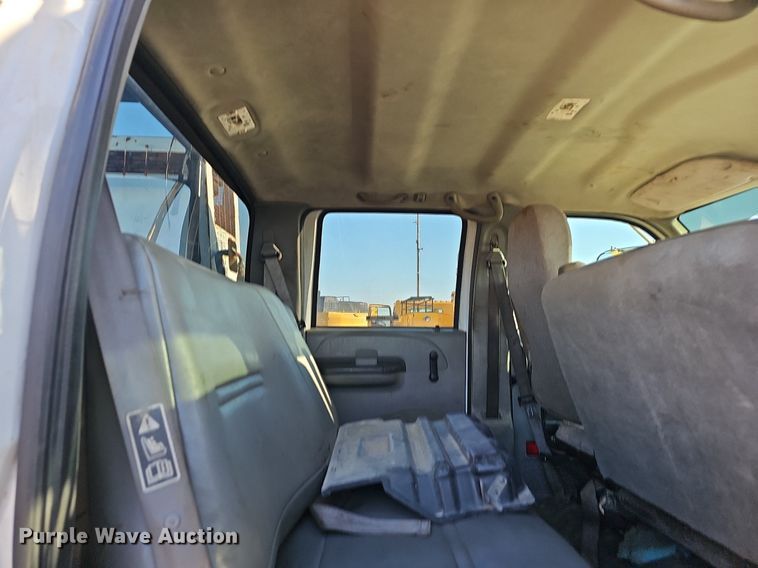 image for item EJ6214 2009 Ford F750 Super Duty XL utility / service truck