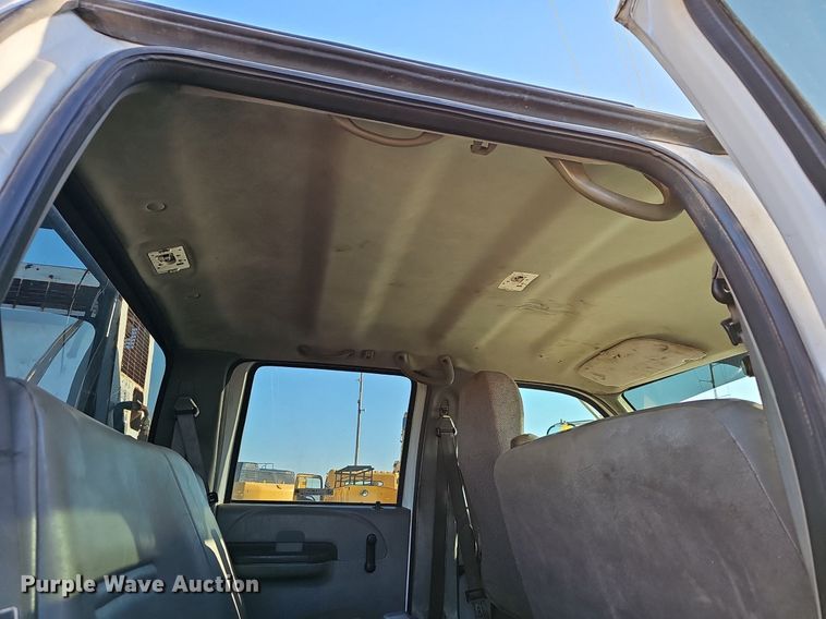 image for item EJ6214 2009 Ford F750 Super Duty XL utility / service truck