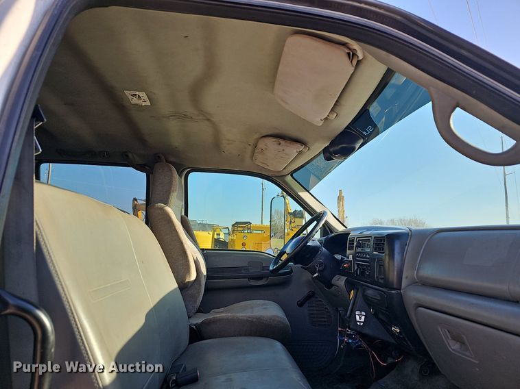 image for item EJ6214 2009 Ford F750 Super Duty XL utility / service truck