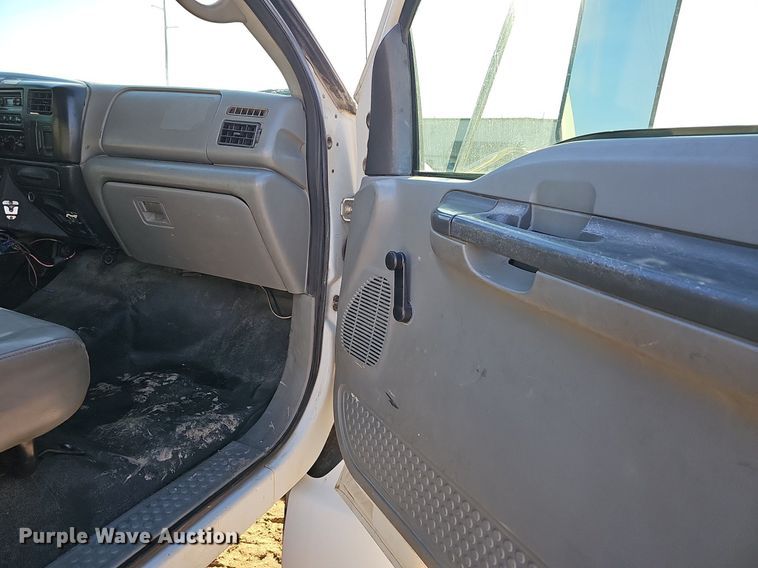 image for item EJ6214 2009 Ford F750 Super Duty XL utility / service truck