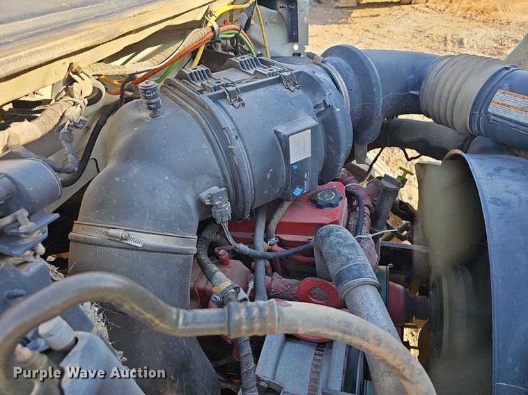 image for item EJ6214 2009 Ford F750 Super Duty XL utility / service truck