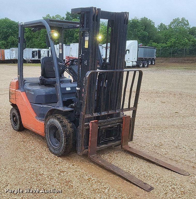 image for item EJ7983 Toyota  8FDU25 forklift