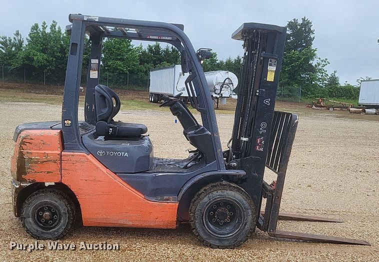 image for item EJ7983 Toyota  8FDU25 forklift
